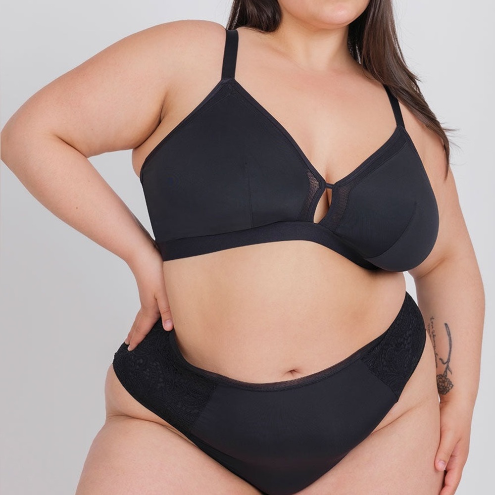Lively Busty Bralette Black